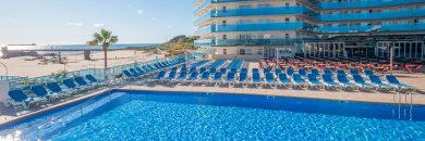 Agosto en hotel en primera línea de playa (La Pineda)