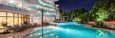 Lujo en hotel 5* en Estepona con desayuno (Adults Recommended)