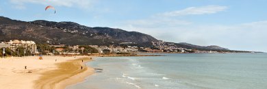 Descubre Alcocéber y alojado en apartamentos