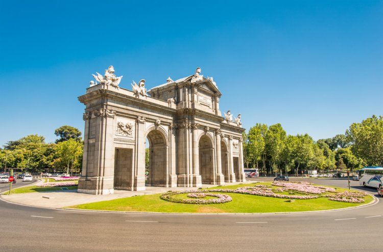 Fin de semana a 30 minutos de Madrid: hotel 4* y desayunos incluidos - Destino
