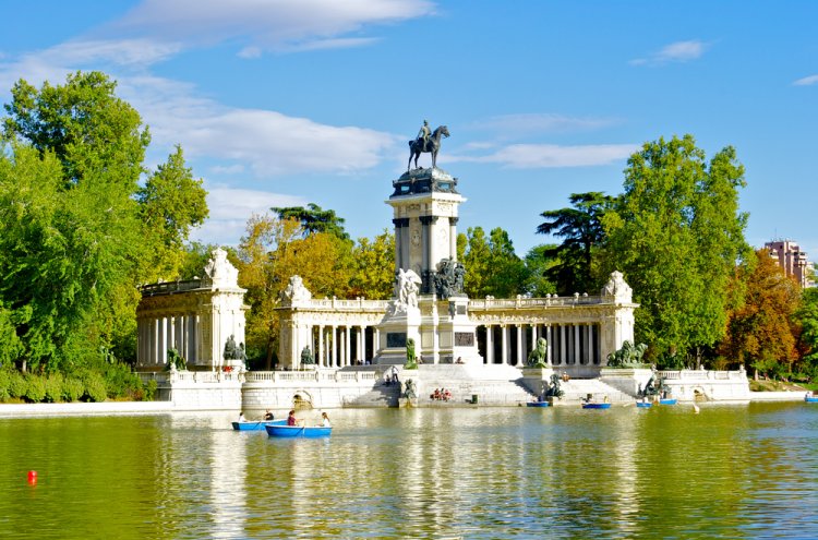Fin de semana a 30 minutos de Madrid: hotel 4* y desayunos incluidos - Destino