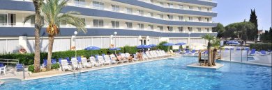 Escápate a Lloret de Mar en hotel 4* ¡1 niño GRATIS!