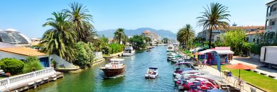 Visita Empuriabrava en apartamentos