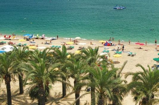 Adults Only: Hotel 4* en Santa Susana con Media Pensión - Destino