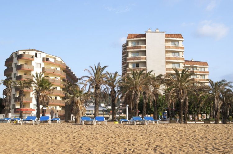 Adults Only: Hotel 4* en Santa Susana con Media Pensión - Destino
