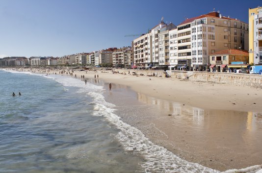 Vacaciones cerca de Sanxenxo con desayunos - Destino