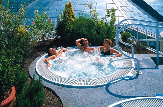 Caldea + Masaje + Hotel 3* Andorra - Destino