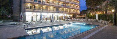Verano en Platja d'Aro en Media Pensión ¡1º niño GRATIS!