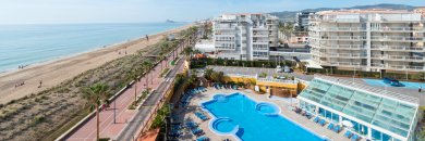 Julio en primera línea de playa, Media Pensión en Peñíscola