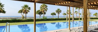 Alójate en un Resort de lujo en primera línea de mar