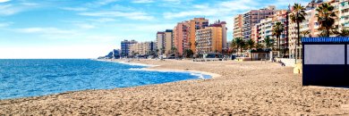 Escápate a Fuengirola a 300m de la playa con Media Pensión