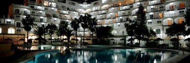 Roquetas de Mar en hotel 4* con Pensión Completa