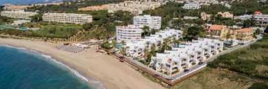 Excelente Resort en Cala de Mijas (Costa del Sol) ¡a pie de playa!