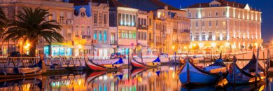 Semana Santa cerca de Aveiro con paseo en barco Moliceiro