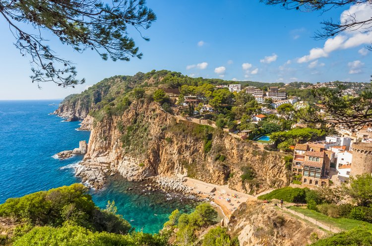 Hotel 4* en Tossa de Mar con Media Pensión - Destino