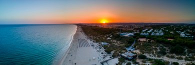 Escápate a Altura (Algarve) a 400m de la playa con desayunos