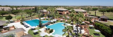 Descubre Islantilla (Huelva) con desayunos en Hotel 4*