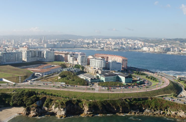 Hotel al lado de la playa Santa Cristina, A Coruña - Destino