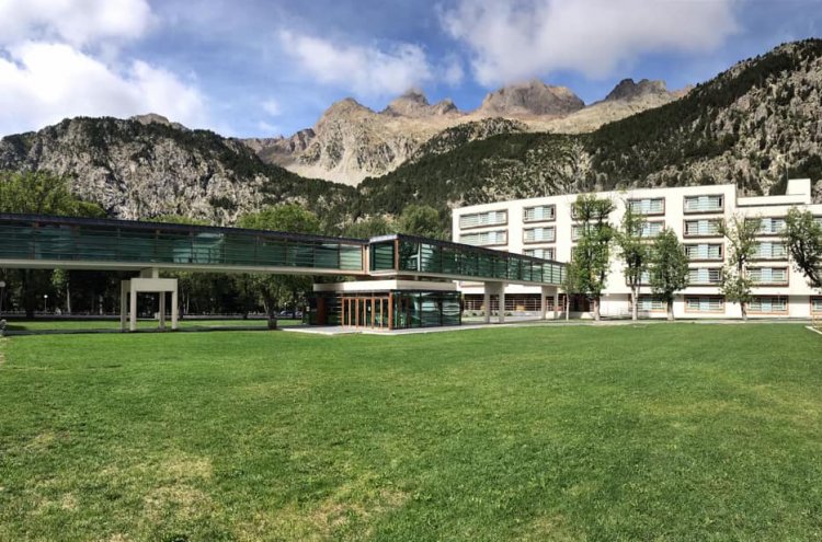 Escapada al Resort Balneario Panticosa 4* con circuito termal - Destino