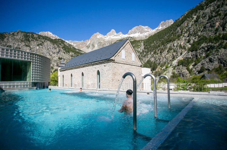 Escapada al Resort Balneario Panticosa 4* con circuito termal - Destino