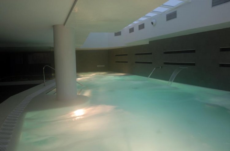 Rélajate en un Balneario 4* con Spa en Comarruga con Media Pensión - Destino