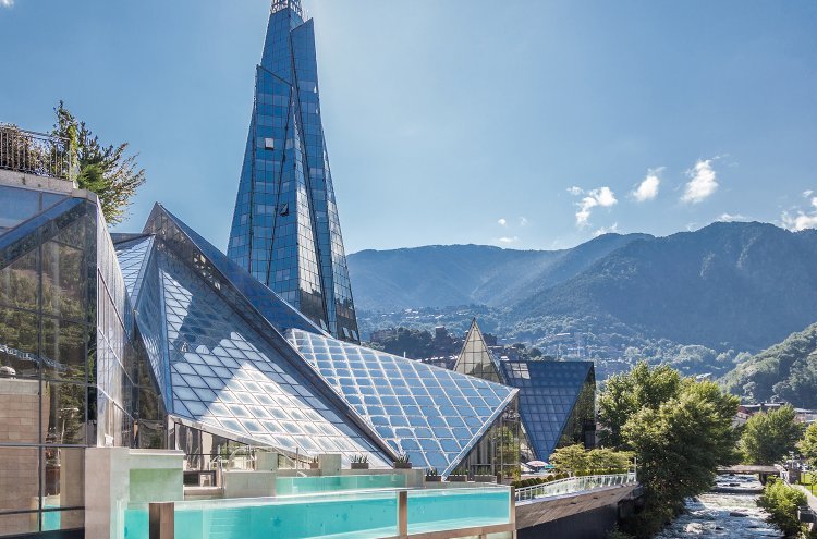 Adults Only: conoce Inúu, el espacio VIP de Caldea en Andorra ...