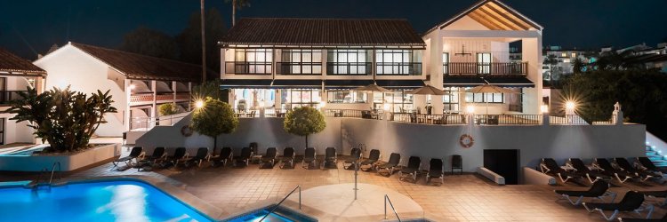 Escápate a Estepona (Costa del Sol) ¡1 niño GRATIS!