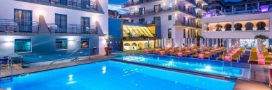 Puente de Mayo y más en Santa Susana en hotel 4*