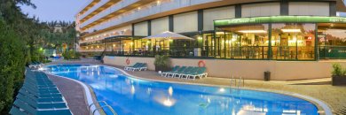 Desconecta en Cap Salou en un aparthotel 4*