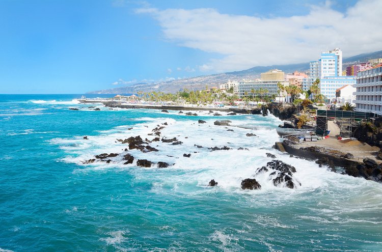 Tenerife te espera: alójate en hotel 5* con Media Pensión - Destino