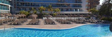 Vacaciones en Roquetas de Mar en TODO INCLUIDO ¡a 300m de la playa!