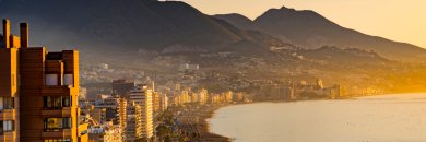 Fuengirola en Hotel 4* (Costa del Sol) con Pensión Completa ¡1 niño GRATIS!