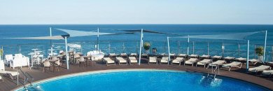 Alójate en el Hotel más alto de Fuengirola en primera línea de playa