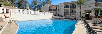 Verano en apartamentos con piscina a 20 min de Marbella
