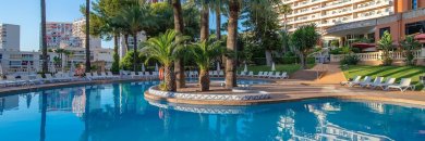 Benidorm en hotel 4* con piscina ¡1er niño al 50%!