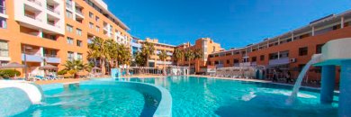 Final de Verano y Puente de Octubre en Roquetas de Mar con Pensión Completa en hotel 4* ¡1er NIÑO GRATIS!