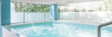 Conoce Nerja en Hotel con SPA