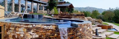 Alójate en un Pazo único del siglo XIX y relájate en las Termas Outariz