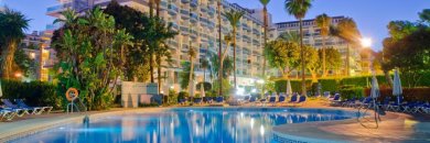 Benalmádena en hotel 4* con Media Pensión