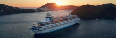 Crucero por las Islas Griegas + 1 excursión por Oia + 1 excursión por Éfeso