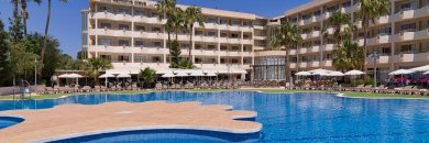 Hotel 4* en Cambrils en Media Pensión ¡a 50m de la playa!