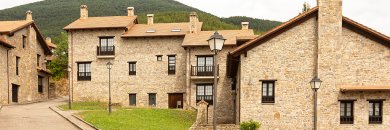 Escápate a Jaca: Ubicación perfecta en un paraje fantástico