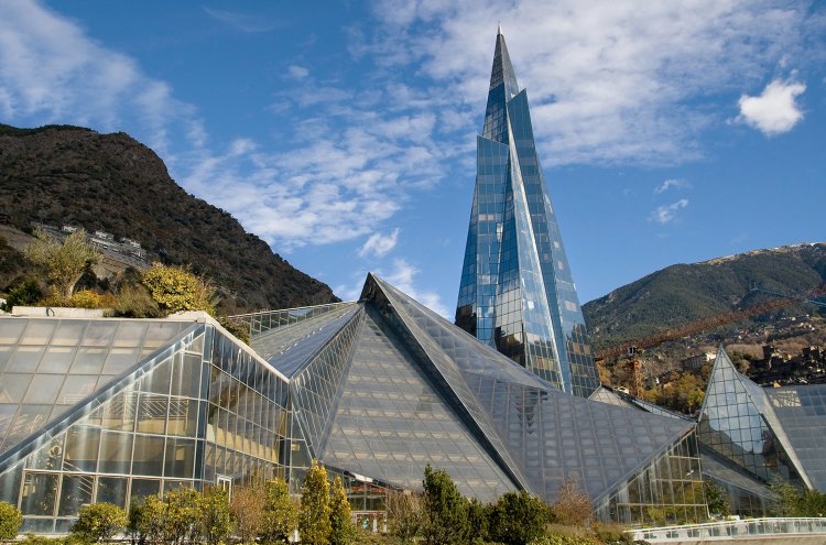 Escápate en hotel céntrico 4* con SPA + Caldea (Andorra) - Destino