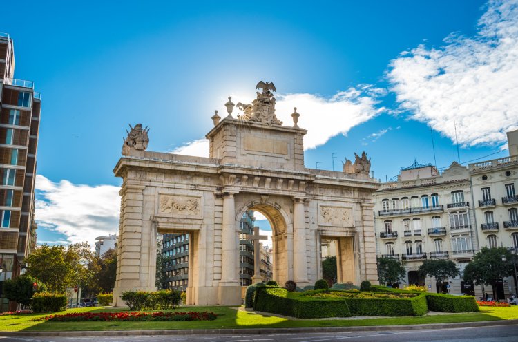 Hotel 4* en Valencia con Museo de las Ciencias u Oceanogràfic - Destino