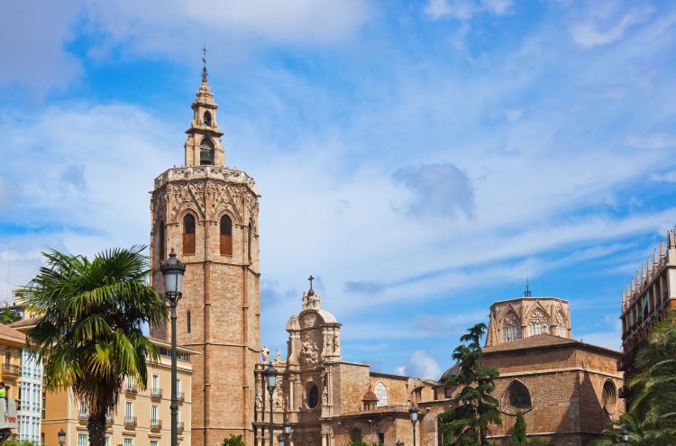 Hotel 4* en Valencia con Museo de las Ciencias u Oceanogràfic - Destino
