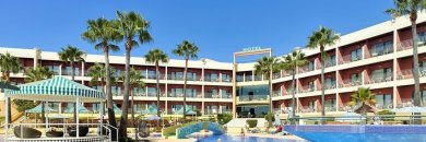 Lujo en Algarve en habitación deluxe con vistas al mar