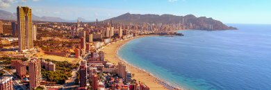 ¡Adults Only! Benidorm en Media Pensión