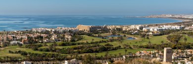 Costa de Almería alojado en apartamentos ¡la tercera persona viaja GRATIS!