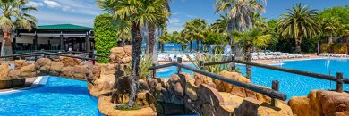 Alójate en un camping de la Costa Brava a 200 metros de la playa