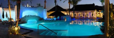 Lujo alojado en suite de hotel 4* en Almuñécar ¡niños viajan GRATIS! 